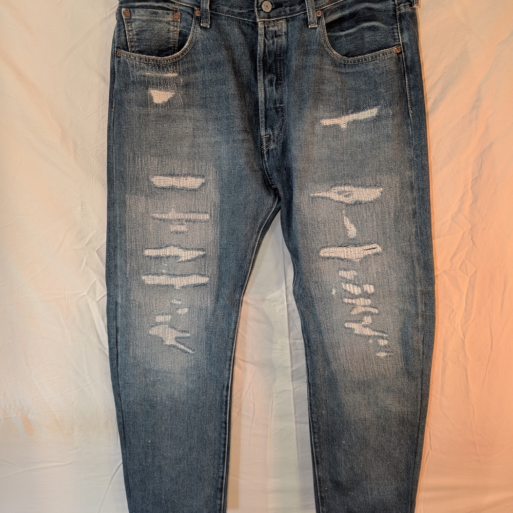 Levi's 501 150th Anniversary Jeans with Distressed Look